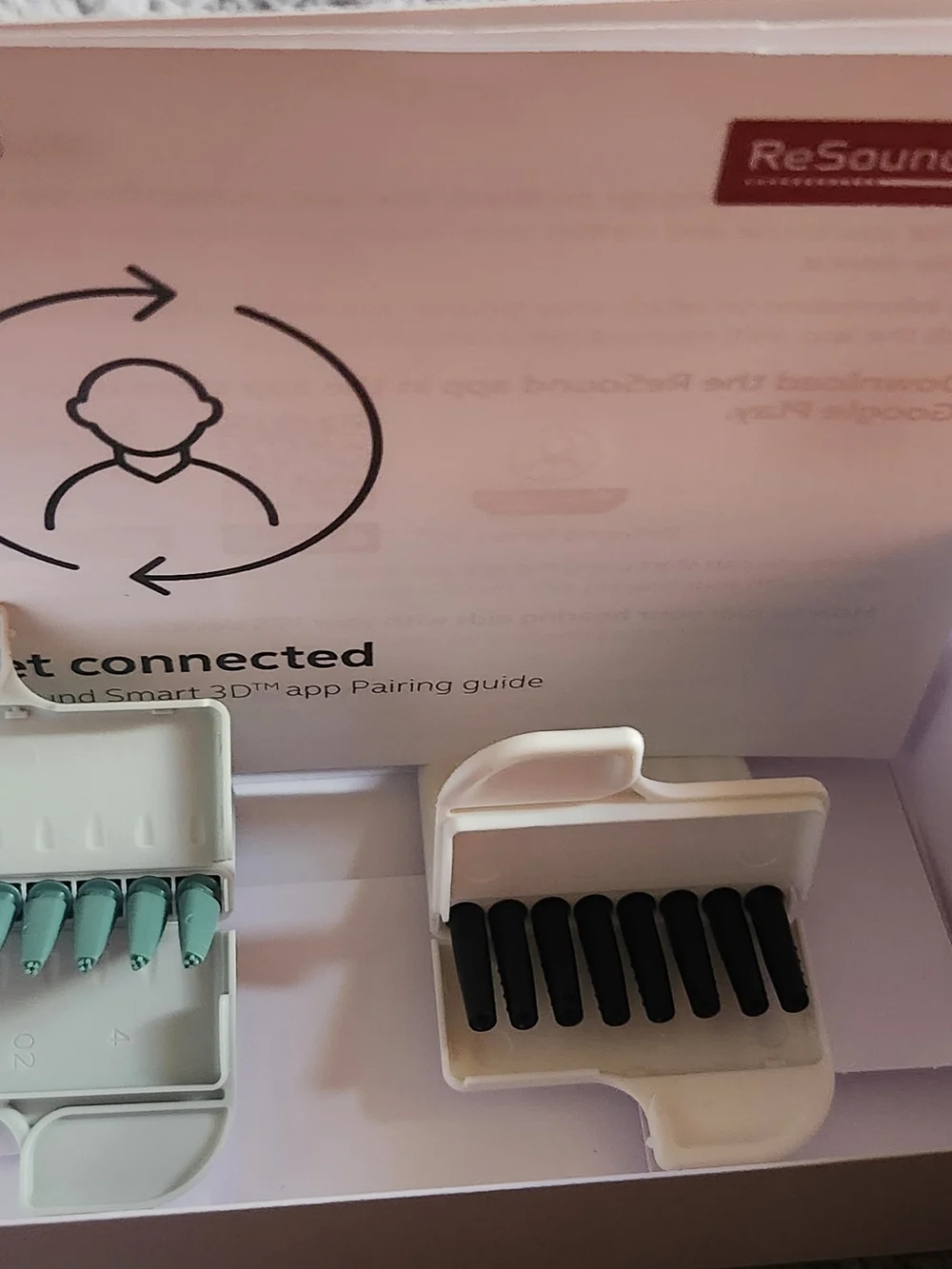 RESOUND SAVI LEFT Hearing Aid NEW OPENED BOX. COMES WITH EVERYTHING!
